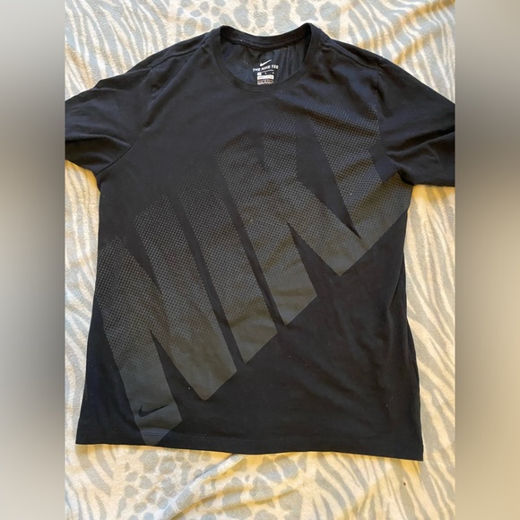 Nike Other - nike logo large men’s top
